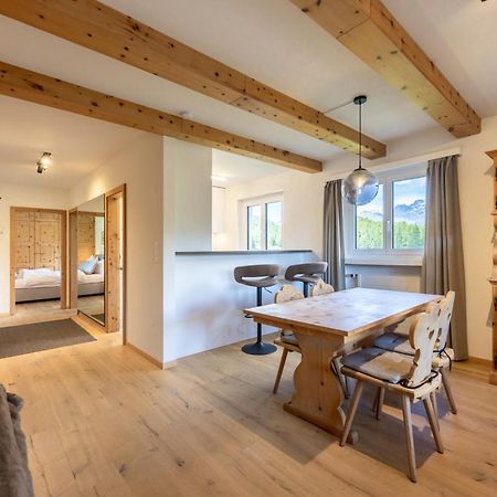 Cosy Apartment Facing Piz Rosatsch St. Moritz Eksteriør billede