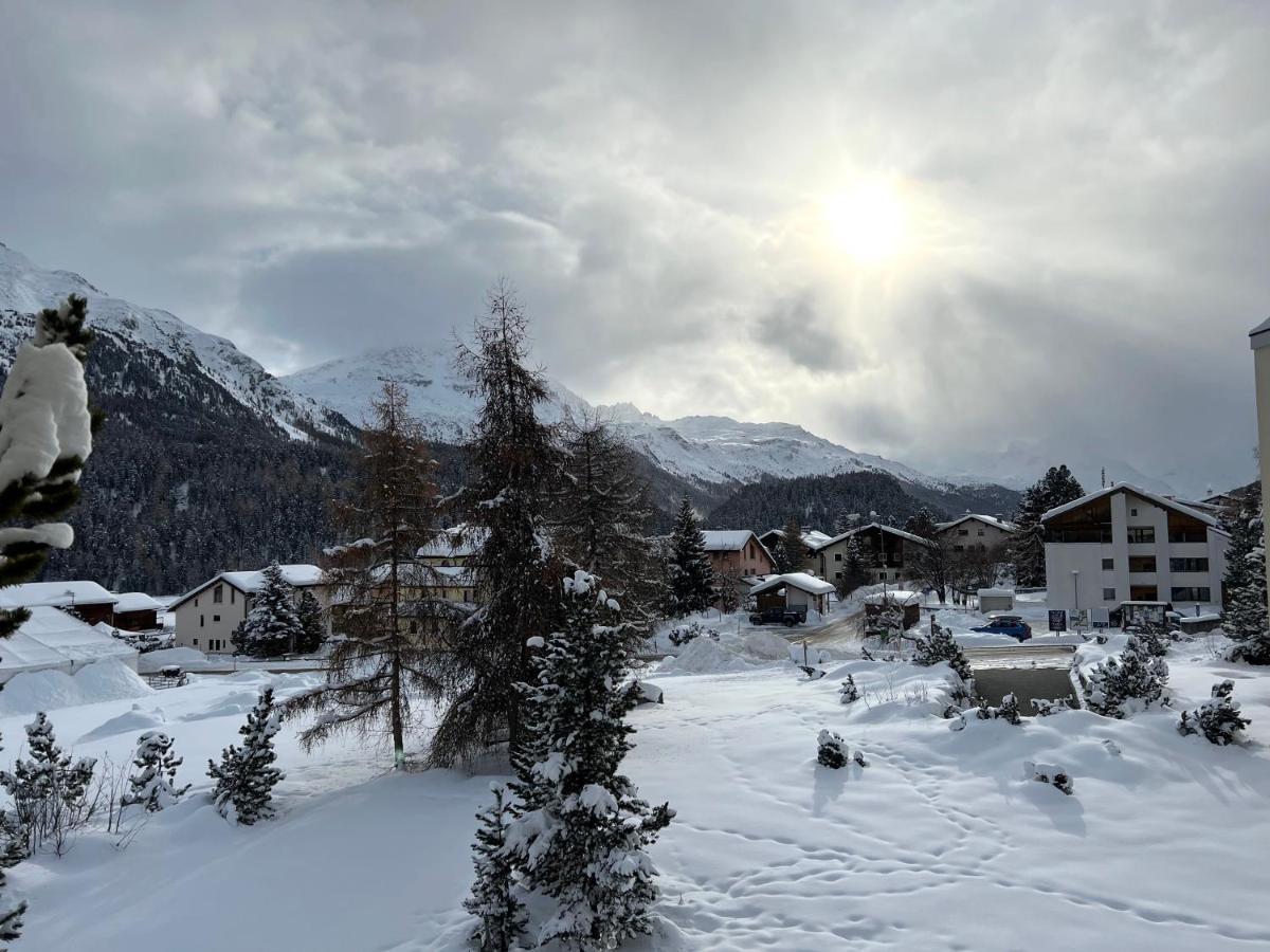 Cosy Apartment Facing Piz Rosatsch St. Moritz Eksteriør billede