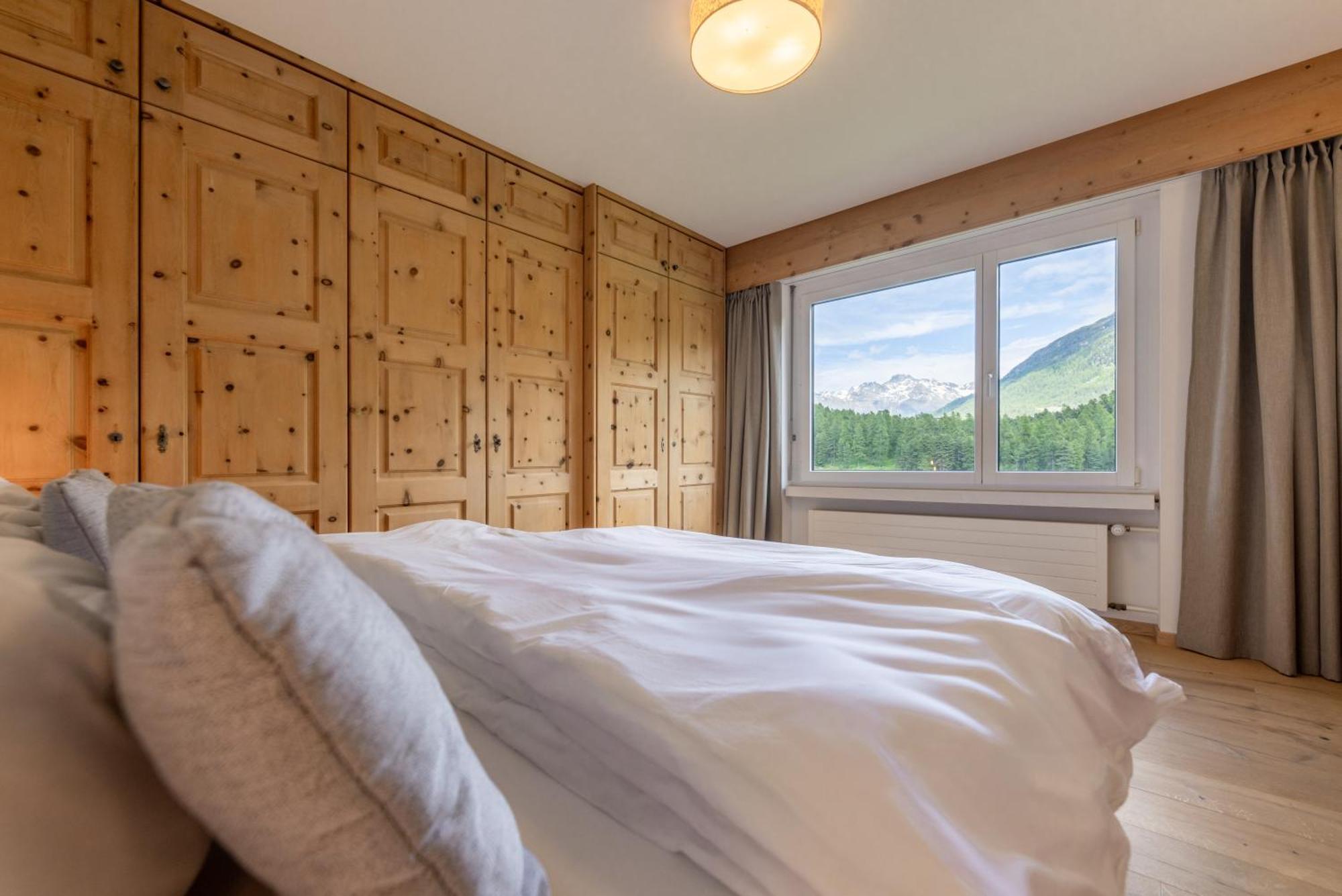 Cosy Apartment Facing Piz Rosatsch St. Moritz Eksteriør billede